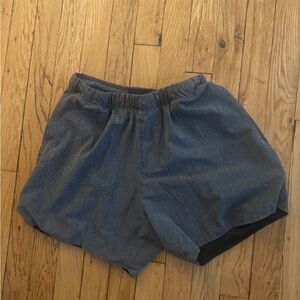 Abercrombie men’s gray weekend shorts XS